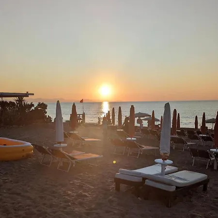 Sun Sea By Rita Apartment Lascari